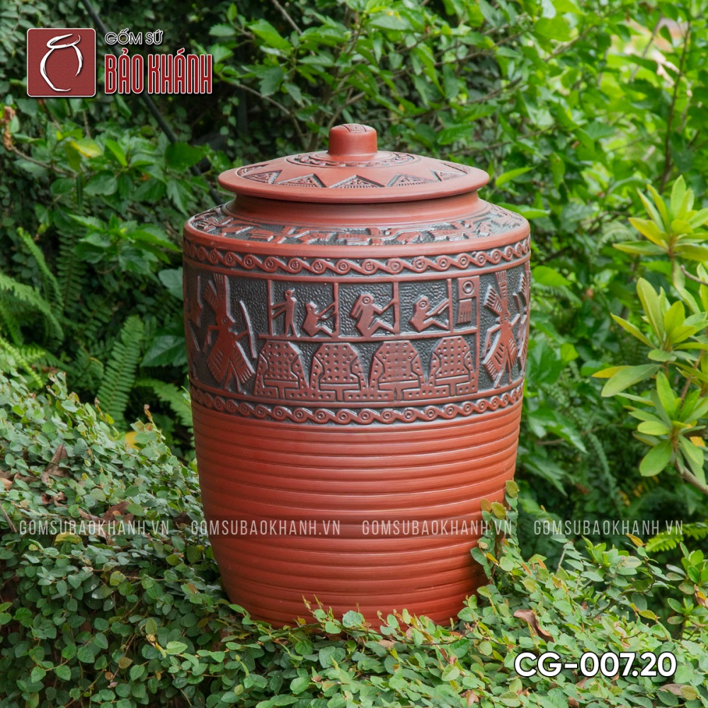 vệ sinh gốm sứ đón Tết