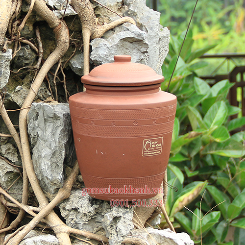 Thay đổi phong thủy chum sành đựng gạo để gia đình gặp may mắn