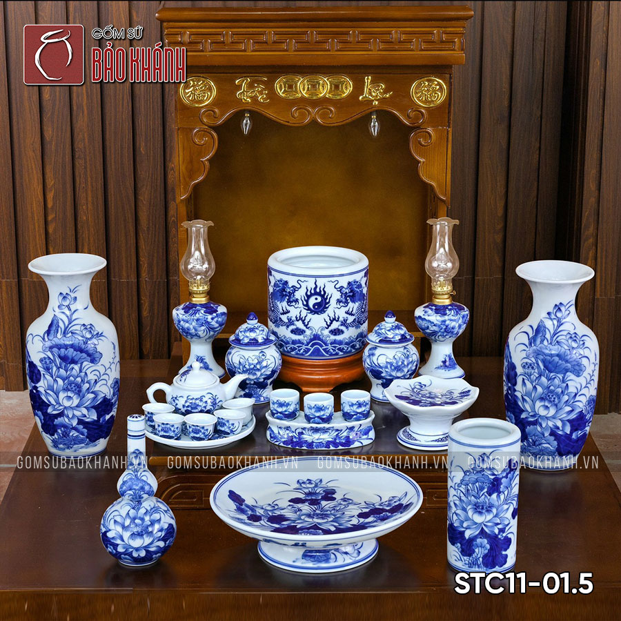Đồ thờ gốm sứ Bát Tràng vì sao luôn được ưu tiên trong thờ cúng