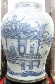 Chiếc chum ngâm rượu cổ từ đời vua Khang Hy có giá 20 tỷ đồng?