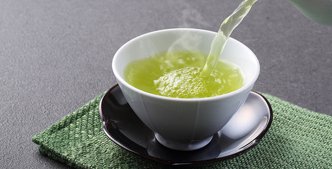 Những lý do không nên uống trà khi bụng đói