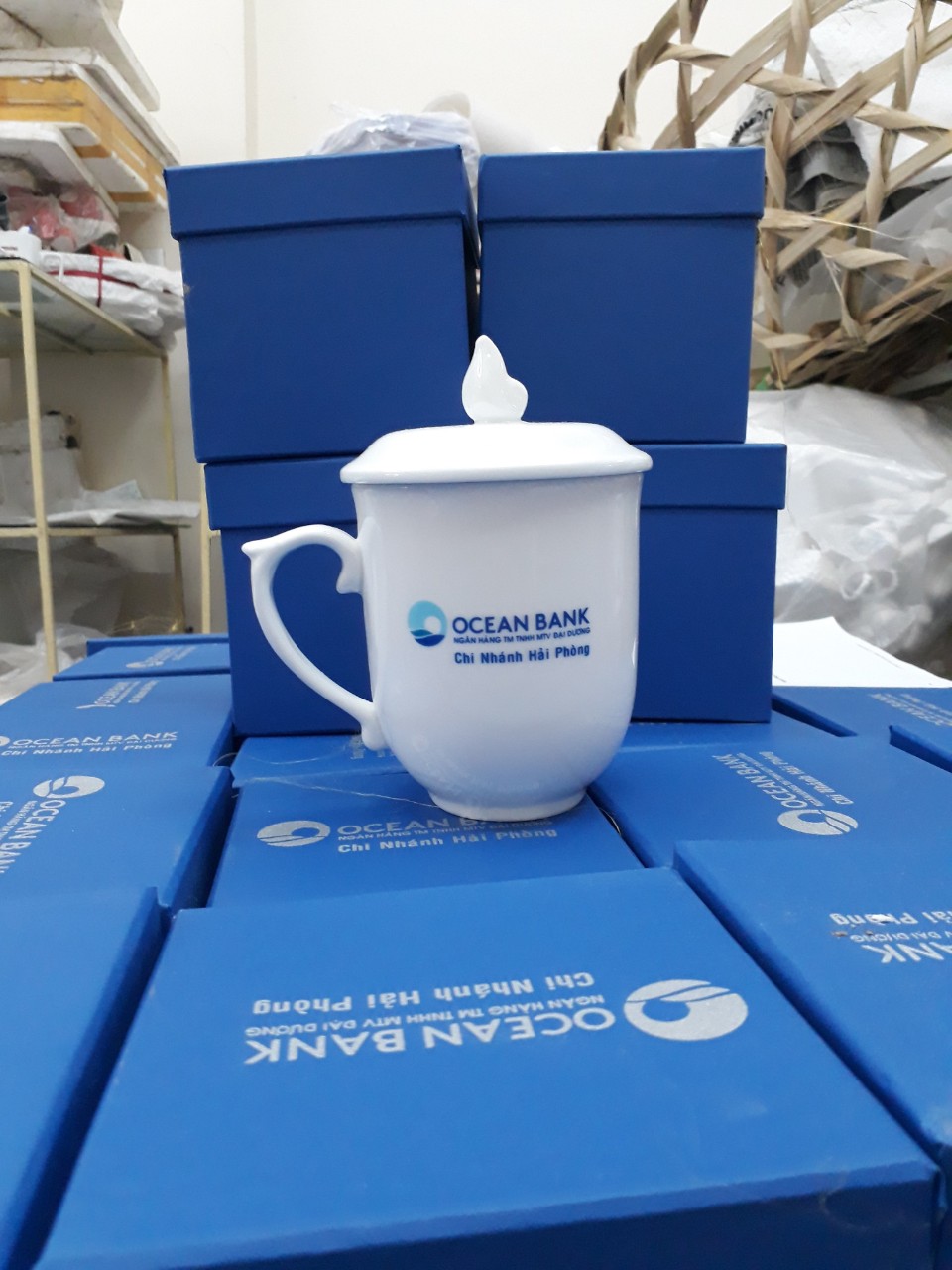 Những lưu ý khi chọn quà tặng cho sếp, đối tác, doanh nghiệp...