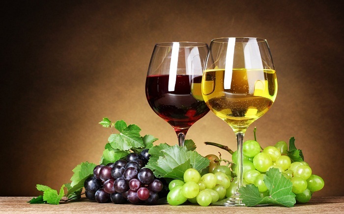 Những công dụng và lợi ích của rượu ngâm quả nho rừng mà không nên bỏ qua?