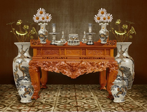 Không lo thất thoát của cải nếu đặt những đồ vật này đúng chỗ trên bàn thờ