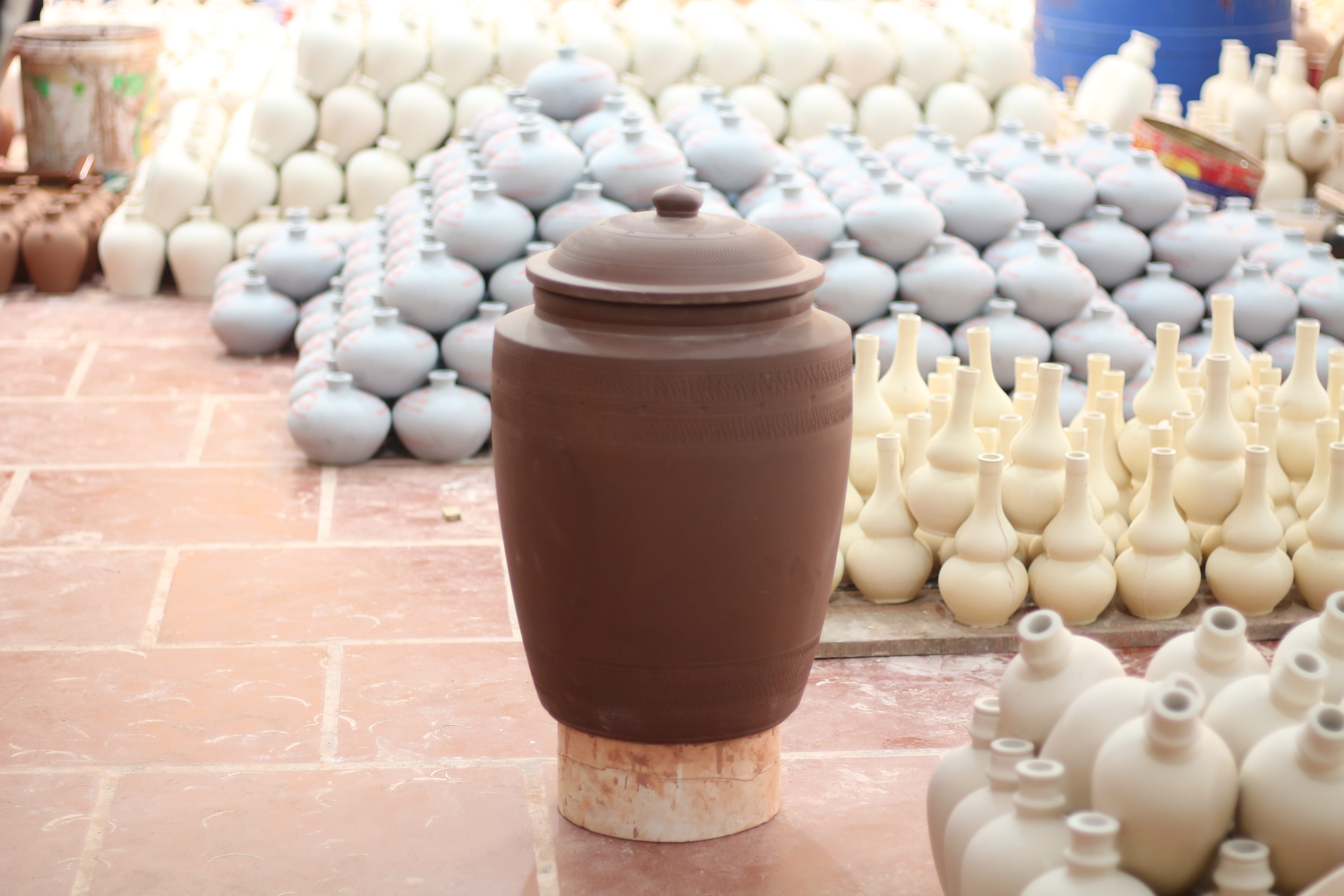 Địa chỉ mua hũ sành đựng gạo uy tín, chất lượng tại thành phố Hồ Chí Minh