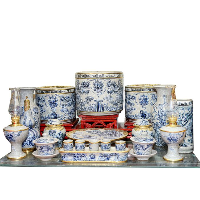 Tại sao nên chọn đồ thờ cúng men rạn Bát Tràng?