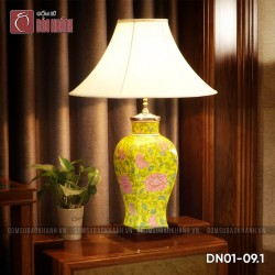 Đèn ngủ để bàn gốm sứ cao cấp Vườn Hồng Hoàng Gia