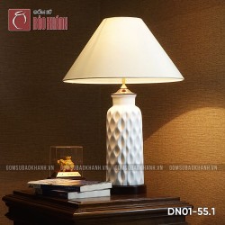 Đèn ngủ để bàn gốm sứ cao cấp Bạch Ngọc Thạch Anh