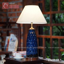 Đèn ngủ để bàn gốm sứ cao cấp dĩ thanh ngọc hải