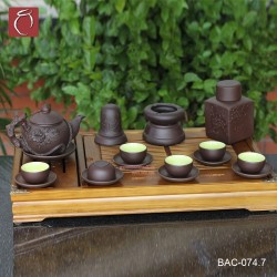 Bộ ấm chén tử sa đen đắp nổi hoa Phù Dung và phụ kiện