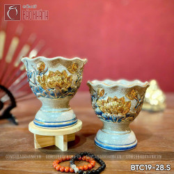 Ly phật thủ men rạn đắp nổi Sen vẽ vàng