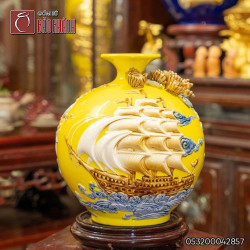 Bình hút lộc đắp nổi Thuận Buồm Xuôi Gió men vàng