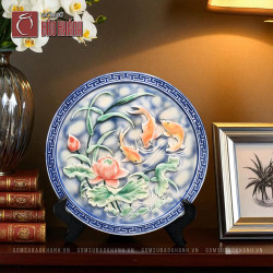 Tranh sứ Cá Chép Sen phú quý
