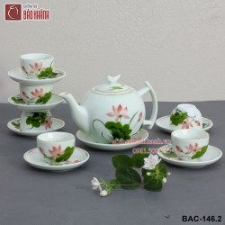 Bộ ấm chén Bưởi Cành vẽ sen men ngọc kẻ chỉ vàng