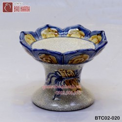 Chân nến đài sen men rạn đắp nổi