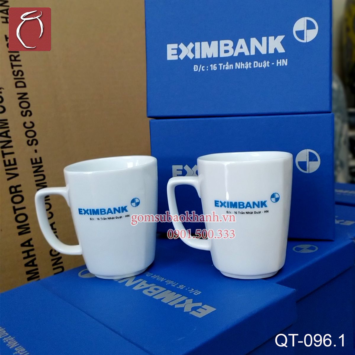 Cốc sứ cạnh vuông Bát Tràng in logo Eximbank